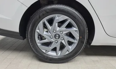 Hyundai Avante 2024, 9076 км, за 15114.01 USD