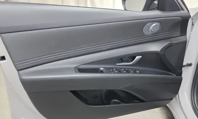 Hyundai Avante 2024, 9076 км, за 15114.01 USD - фото 24
