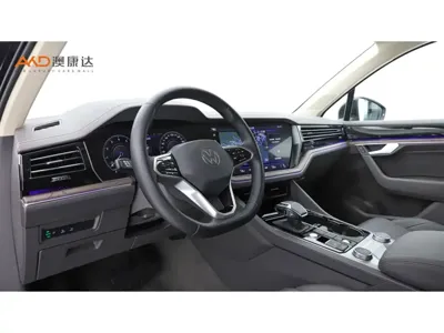 Volkswagen Touareg 2021, 62000 км, за 32857.39 USD - фото 6