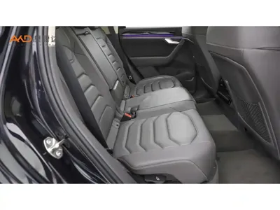Volkswagen Touareg 2021, 62000 км, за 32857.39 USD - фото 8
