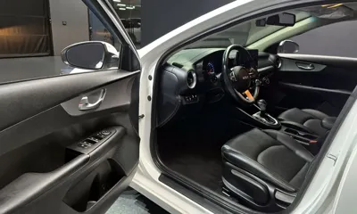 Kia K3 2022, 136240 км, за 9778.66 USD - фото 11