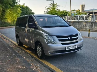 Hyundai Starex 2012, 126770 км, за 4825.49 USD