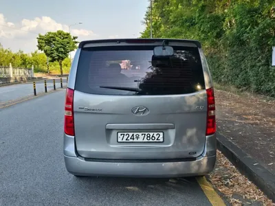 Hyundai Starex 2012, 126770 км, за 4825.49 USD