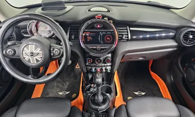 MINI Cooper 2018, 53449 км, за 8861.76 USD - фото 7