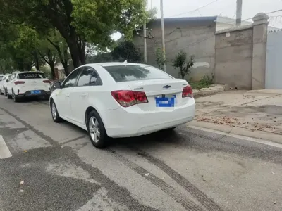Chevrolet Cruze 2014, 88000 км, за 1446.56 USD - фото 9