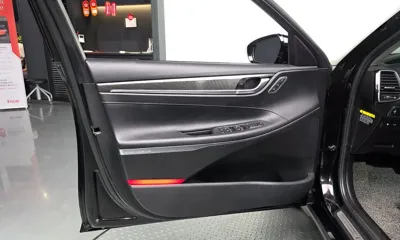 Hyundai Grandeur 2018, 122216 км, за 10076.05 USD - фото 24