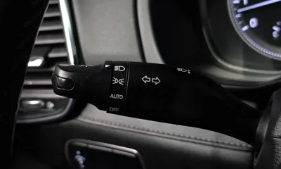Hyundai Grandeur 2018, 122216 км, за 10076.05 USD - фото 27