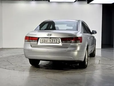 Hyundai Sonata 2008, 177048 км, за 1784.77 USD