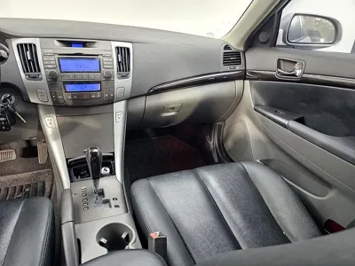 Hyundai Sonata 2008, 177048 км, за 1784.77 USD - фото 10
