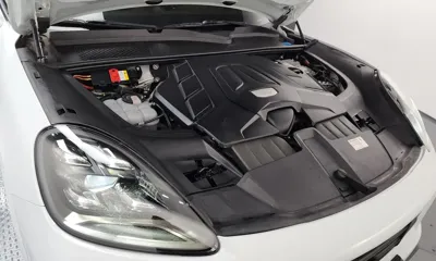 Porsche Cayenne 2022, 49871 км, за 52542.02 USD - фото 6