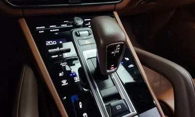 Porsche Cayenne 2022, 49871 км, за 52542.02 USD - фото 9