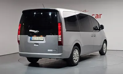Hyundai Staria 2024, 93668 км, за 15622.95 USD
