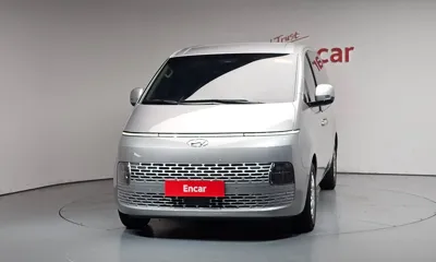 Hyundai Staria 2024, 93668 км, за 15622.95 USD