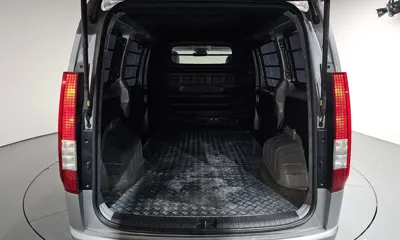 Hyundai Staria 2024, 93668 км, за 15622.95 USD - фото 20