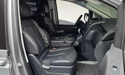 Hyundai Staria 2024, 93668 км, за 15622.95 USD - фото 26