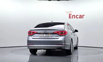Hyundai Sonata 2016, 221577 км, за 3841.89 USD