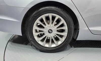 Hyundai Sonata 2016, 221577 км, за 3841.89 USD