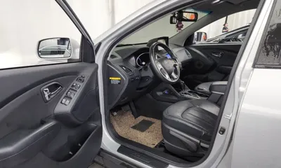 Hyundai Tucson 2012, 64255 км, за 3875.46 USD - фото 10