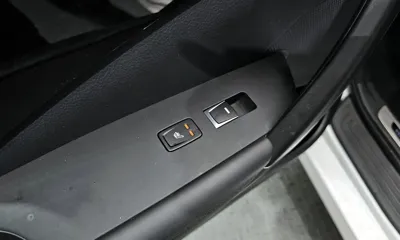 Hyundai Grandeur 2016, 82714 км, за 6541.13 USD - фото 18