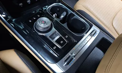 Kia Canival 2021, 57280 км, за 15097.81 USD - фото 9
