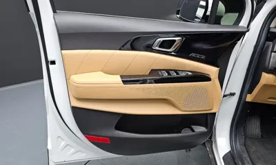 Kia Canival 2021, 57280 км, за 15097.81 USD - фото 24