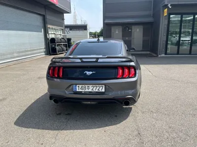 Ford Mustang 2022, 39311 км, за 20846.92 USD