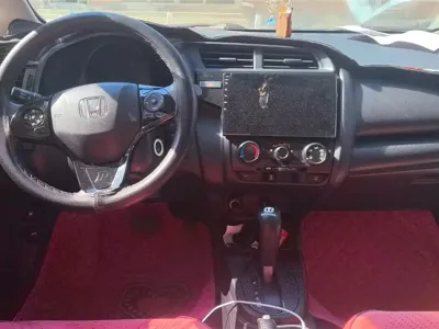 Honda Fit 2019, 71600 км, за 6114.72 USD - фото 12