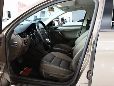 Volkswagen Bora 2015, 142000 км, за 5252.81 USD