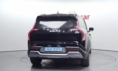 Kia EV9 2024, 61029 км, за 32503.4 USD