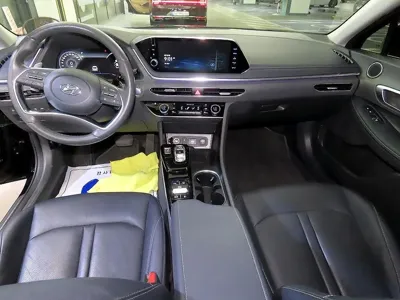 Hyundai Sonata 2020, 45558 км, за 9686.01 USD - фото 10