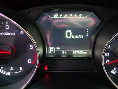 Kia Canival 2018, 187362 км, за 8400.07 USD
