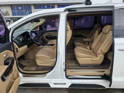 Kia Canival 2018, 187362 км, за 8400.07 USD - фото 13