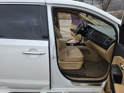 Kia Canival 2018, 187362 км, за 8400.07 USD - фото 15