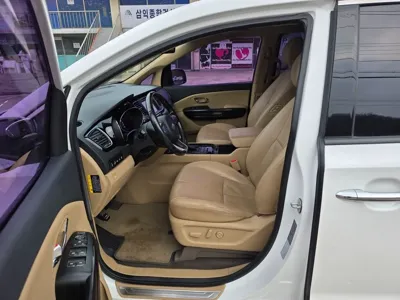Kia Canival 2018, 187362 км, за 8400.07 USD - фото 16