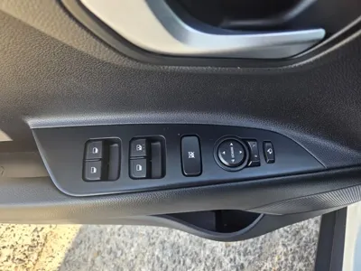 Kia Stonic 2020, 70333 км, за 9051.24 USD - фото 9
