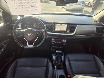 Kia Stonic 2020, 70333 км, за 9051.24 USD - фото 18