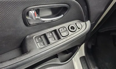 Kia Carens 2014, 132991 км, за 4683.84 USD - фото 29