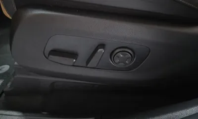 Kia Canival 2023, 85172 км, за 18175.91 USD - фото 32