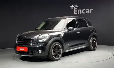 MINI Countryman · 2015 год