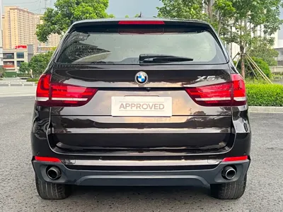 BMW X5 (Import)