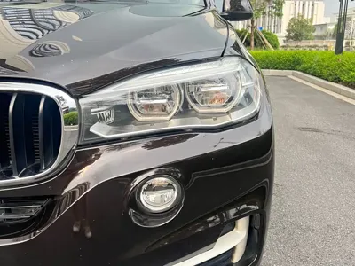 BMW X5 (Import)