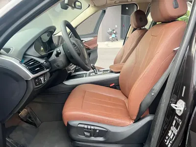BMW X5 (Import)
