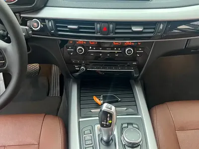 BMW X5 (Import)
