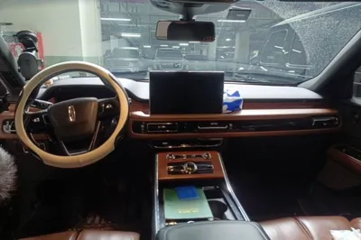 Lincoln Aviator 2020, 109200 км, за 28309 USD - фото 6