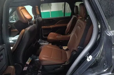 Lincoln Aviator 2020, 109200 км, за 28309 USD - фото 14