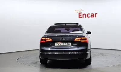 Kia K7 2012, 120015 км, за 2576.81 USD