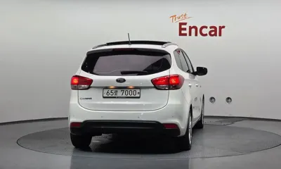 Kia Carens 2014, 115530 км, за 4232.6 USD