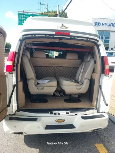 Chevrolet Express Van 2011, 81800 км, за 13784.95 USD - фото 16