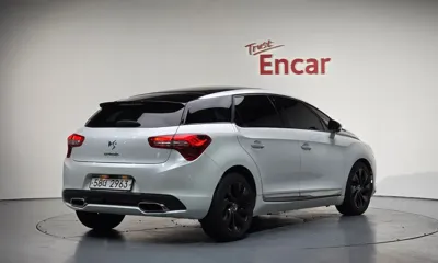 Citroen-DS DS5 2013, 79648 км, за 5894.03 USD