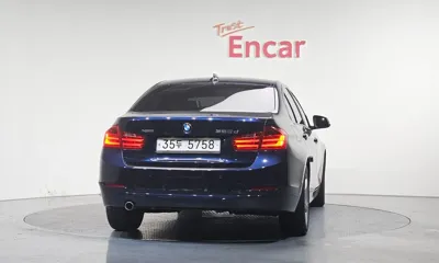 BMW 3-Series 2015, 70757 км, за 8523.29 USD
